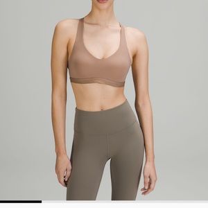 Lululemon Up For It Bra B34